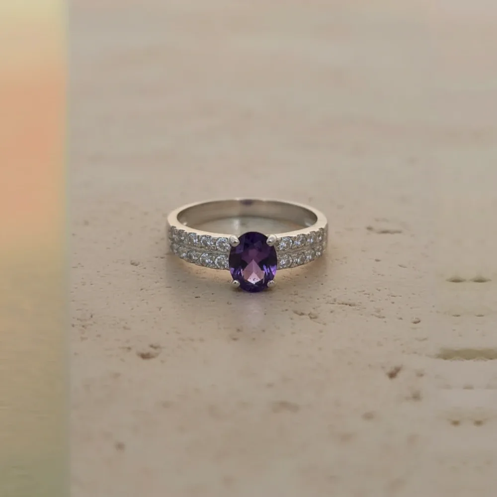 Luminous Band Ring – Amethyst