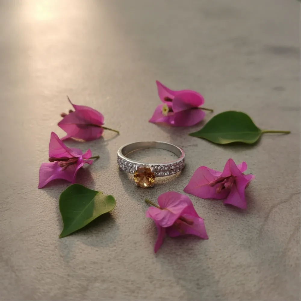 Luminous Band Ring – Citrine