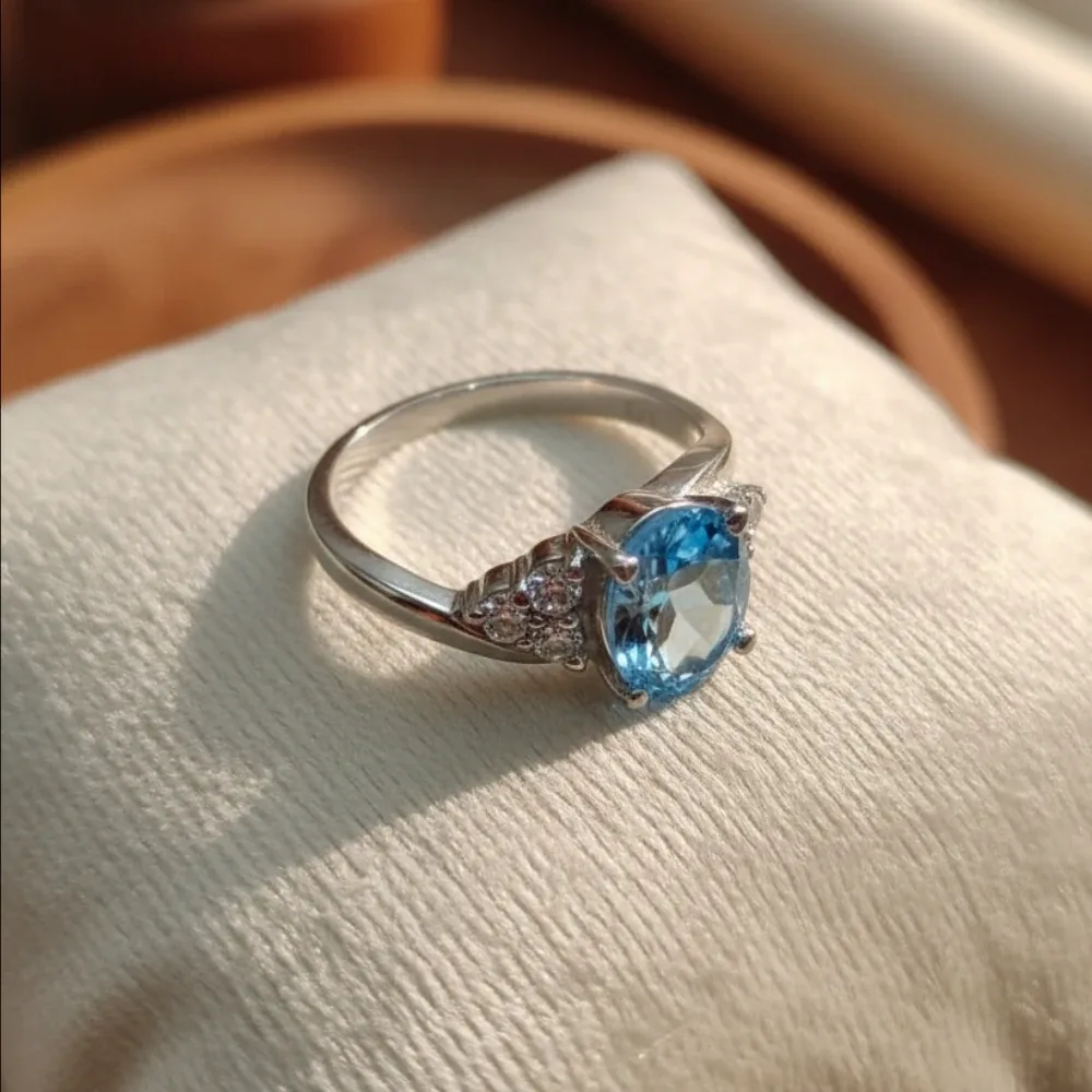 Trinity Spark Ring – Blue Topaz