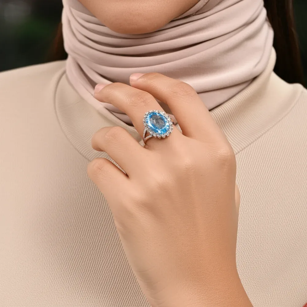Royal Radiance Ring – Blue Topaz
