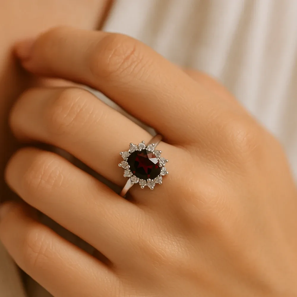 Royal Radiance Petite Ring – Rhodolite Garnet