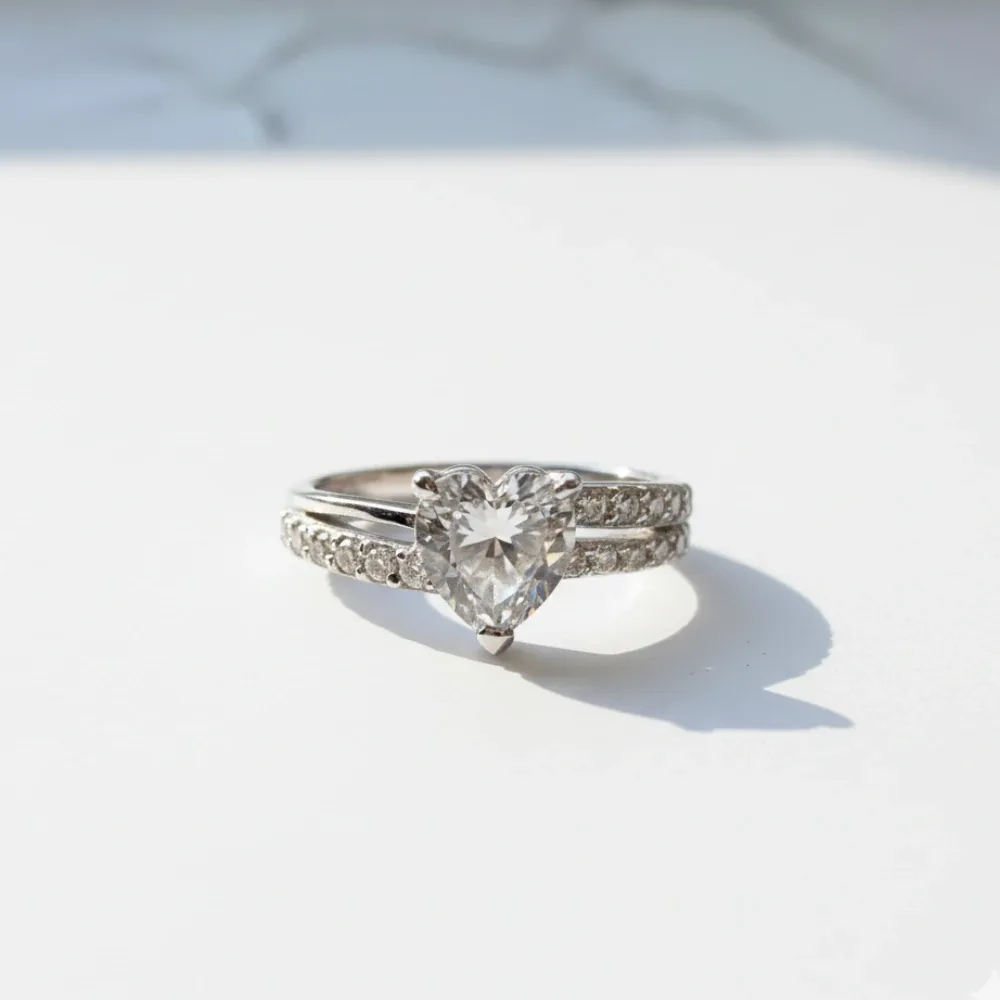 Eternal Heart Ring – White Topaz