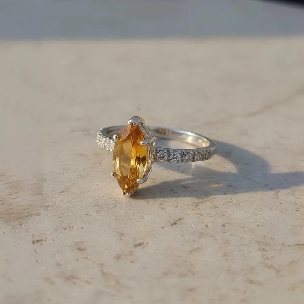 Aurora Marquise Ring – Citrine
