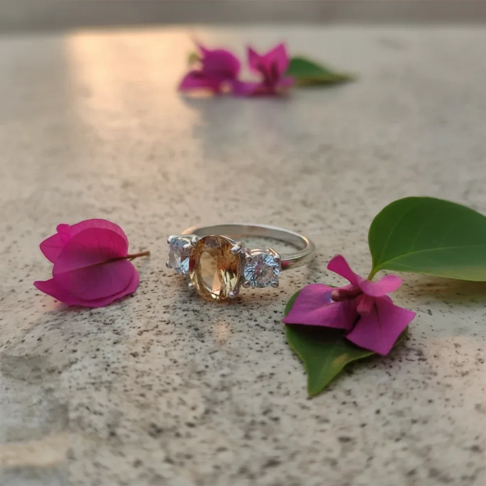 Trinity Glow Ring – Citrine