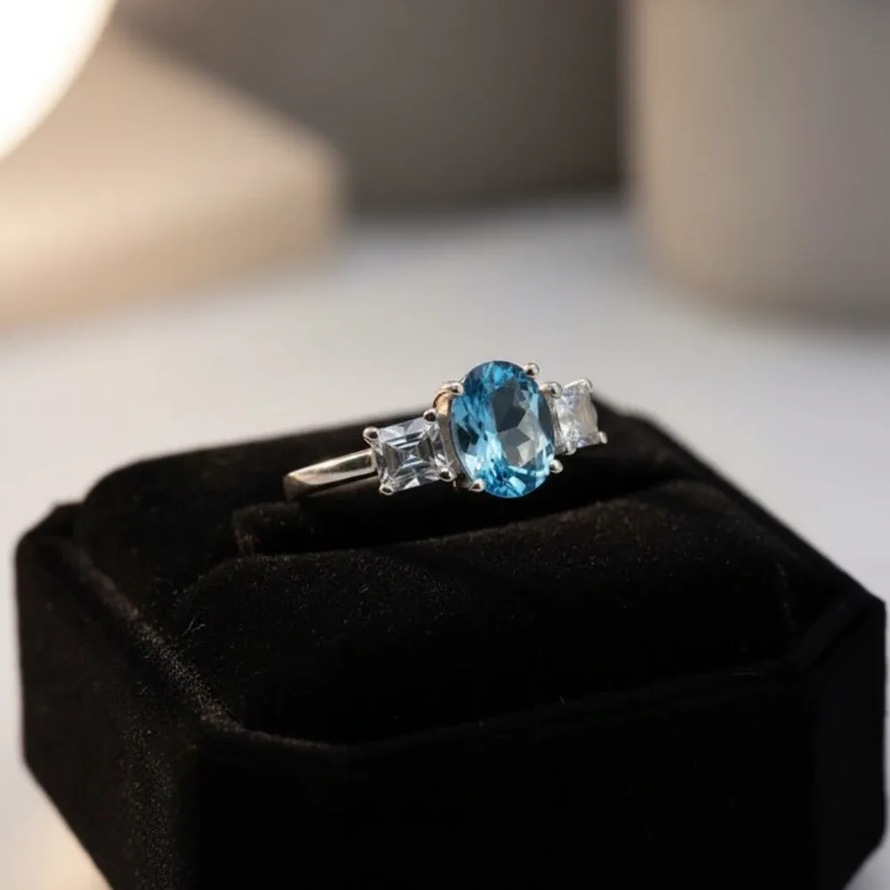 Trinity Glow Ring – Blue Topaz
