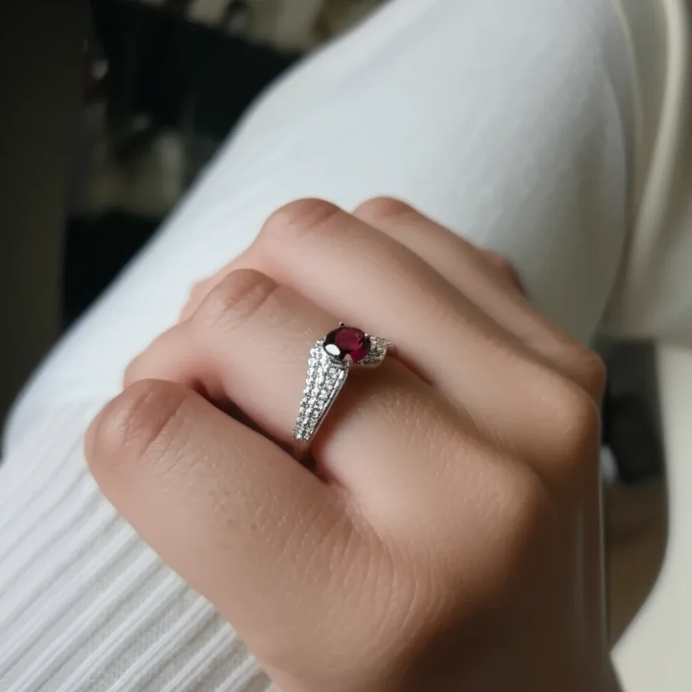 Eternal Grace Ring – Garnet