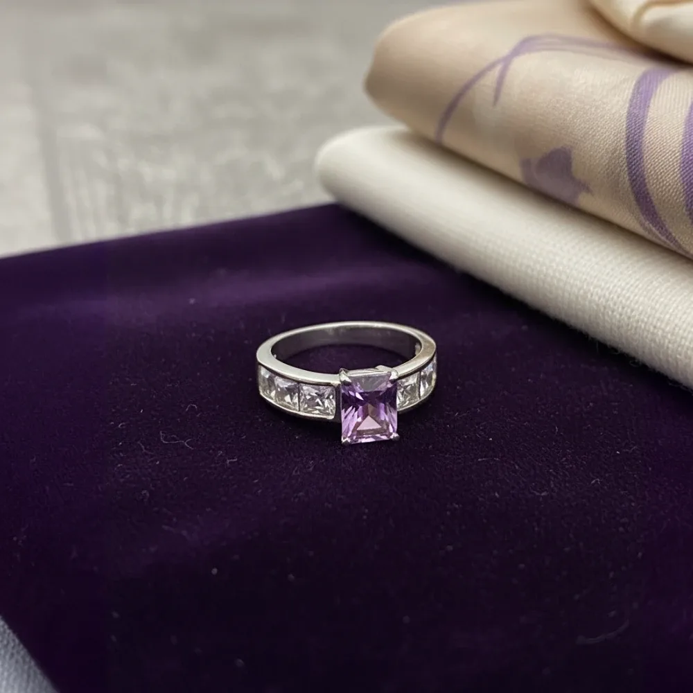 Radiant Prism Ring – Amethyst