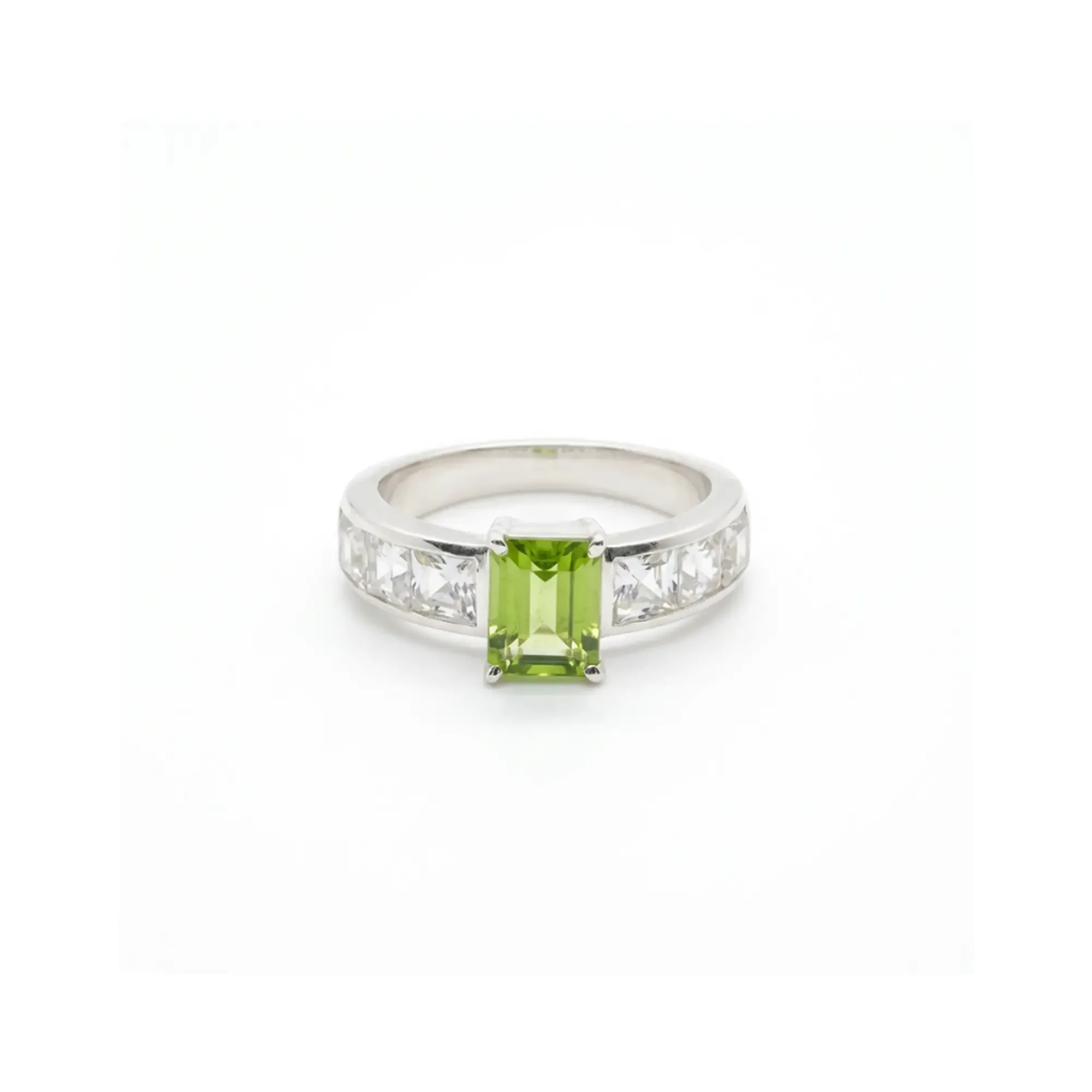 Radiant Prism Ring – Peridot