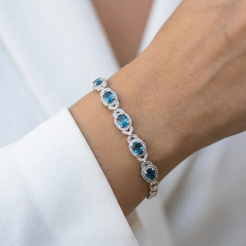 Azure Bloom Bracelet