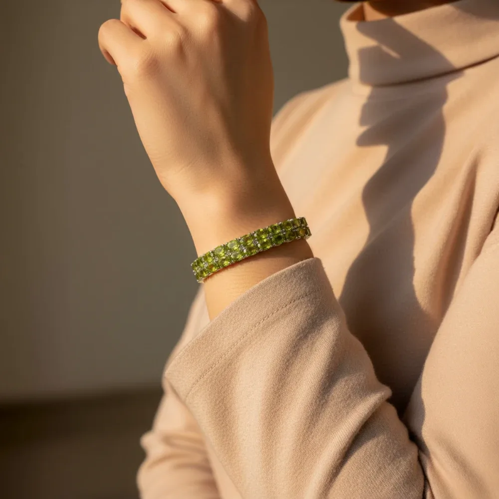 Meadow Glow Hinge Bangle
