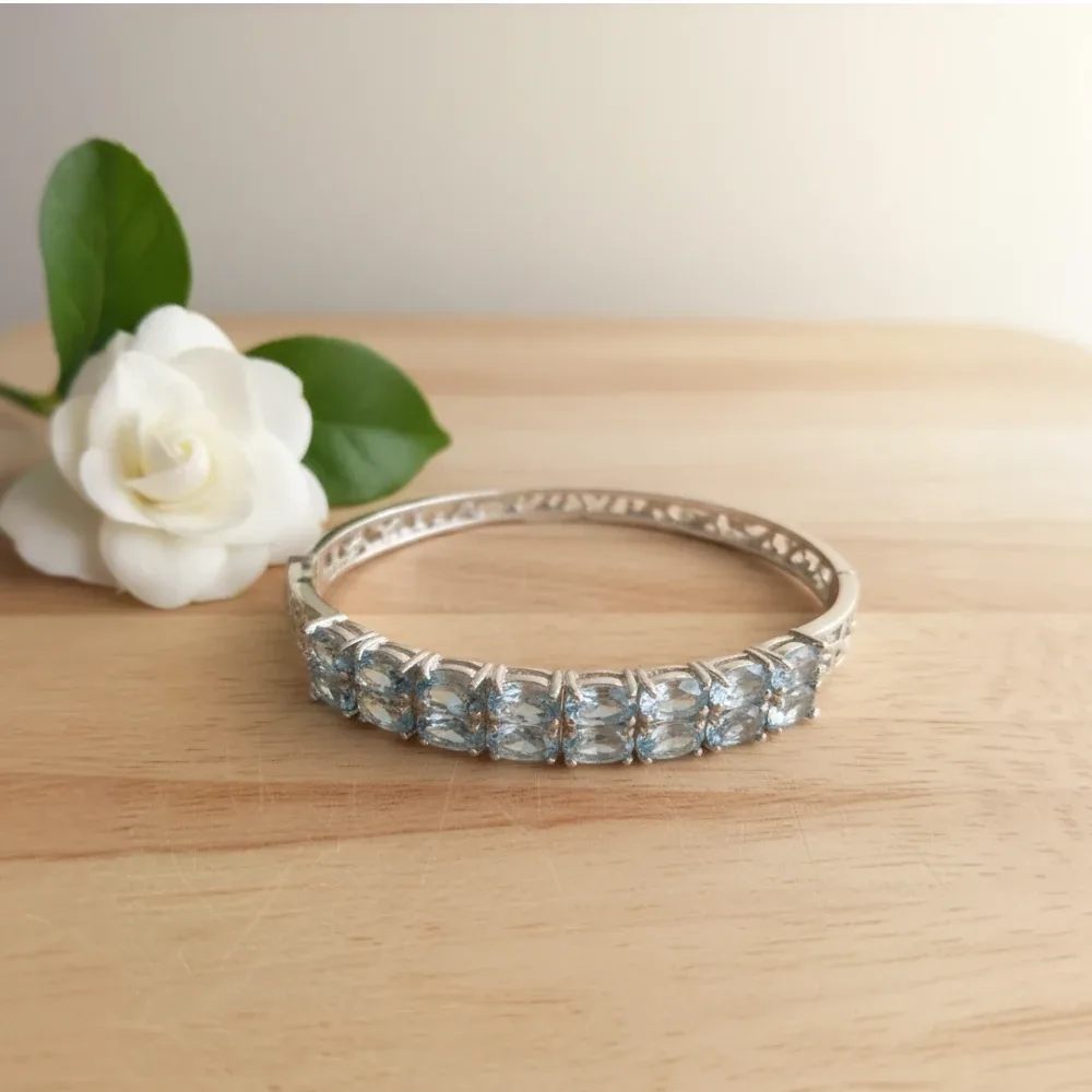 Sky Radiance Hinge Bangle