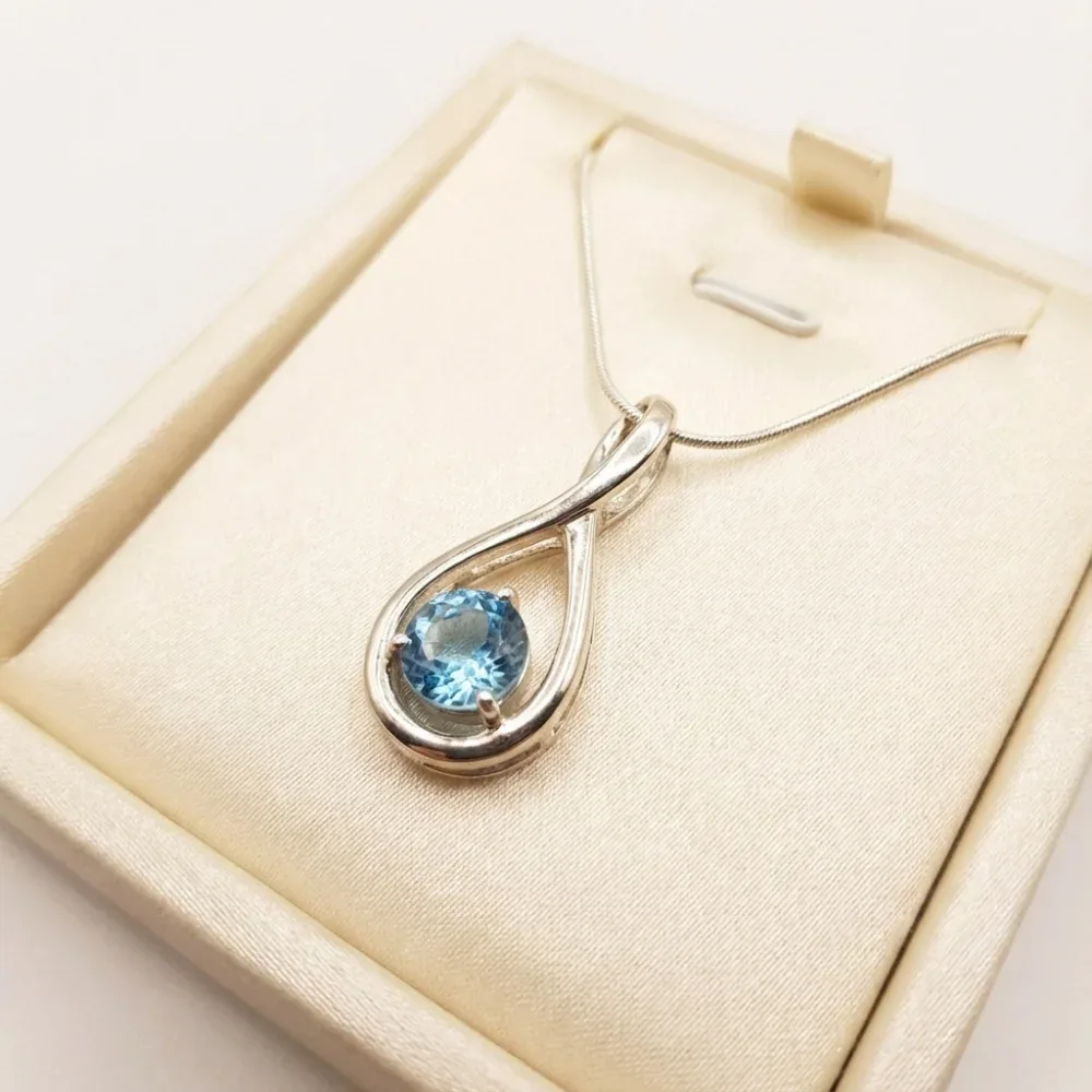 Skylit Elegance Pendant