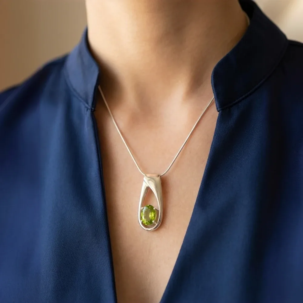 Olive Glow Pendant