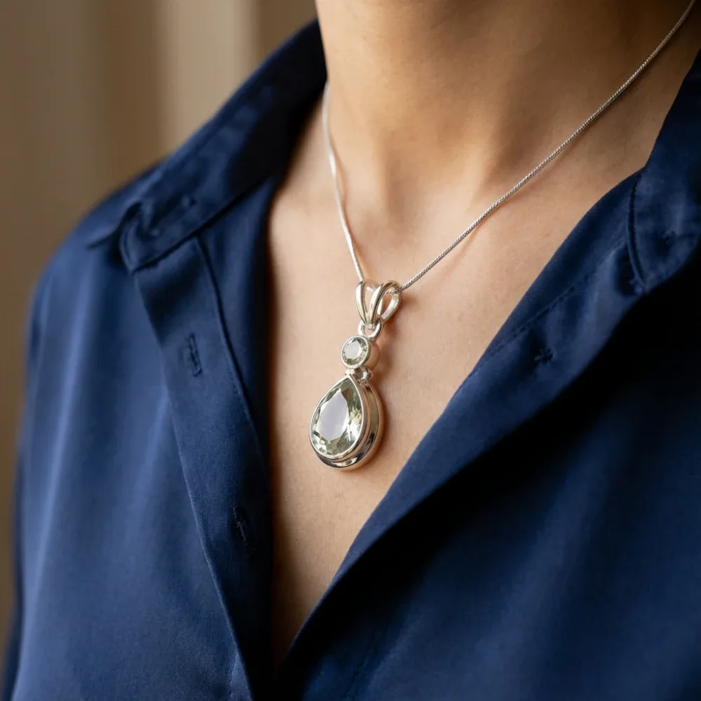 Mint Radiance Pendant