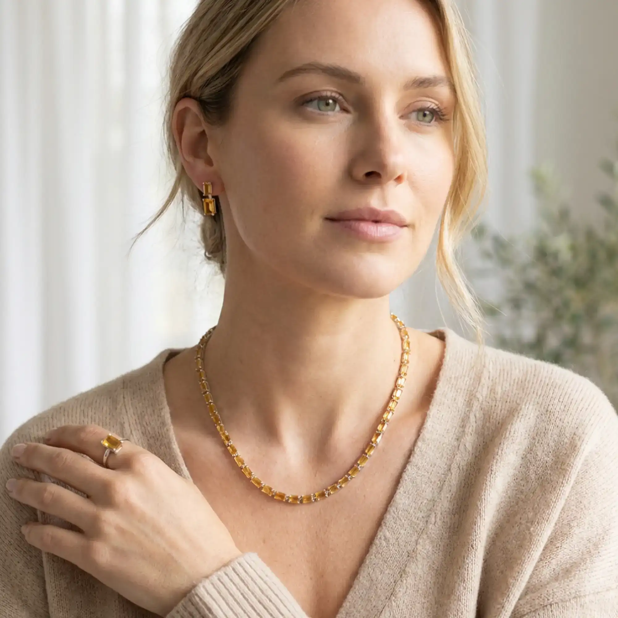 Golden Aura Necklace