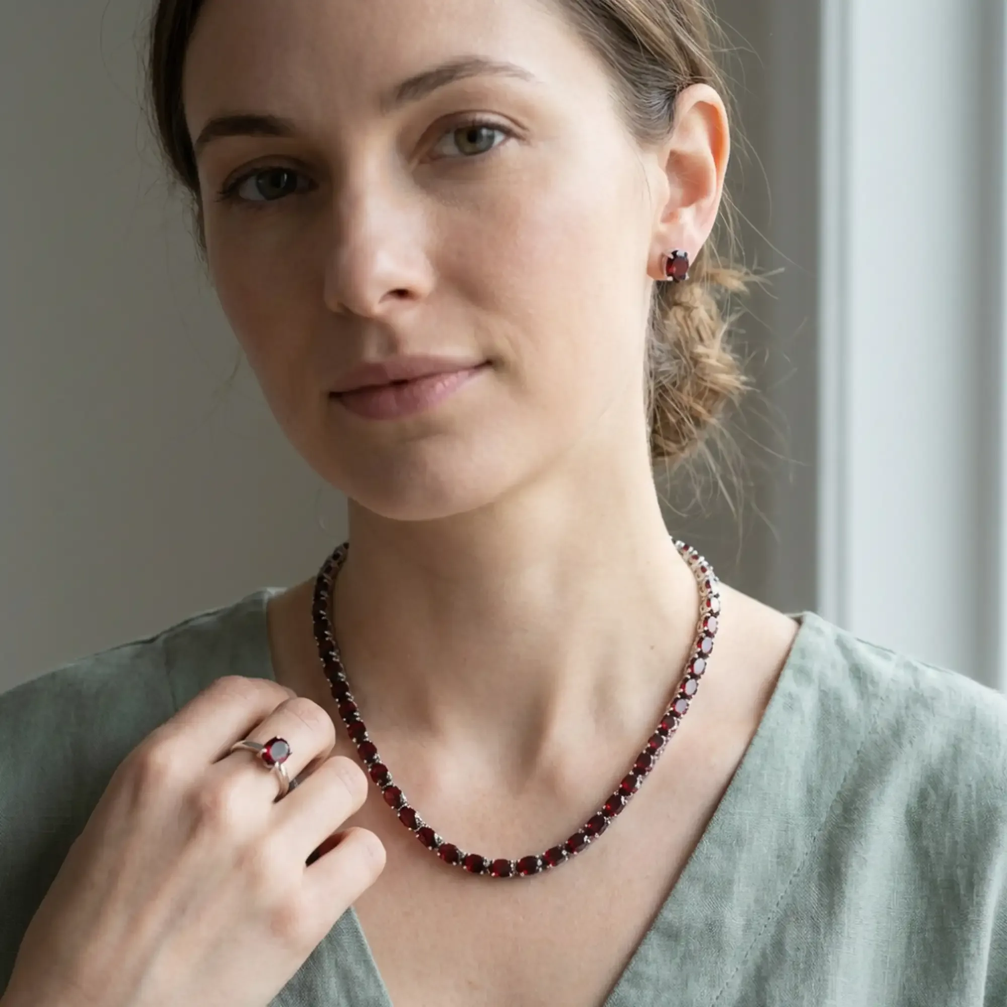 Crimson Glow Necklace
